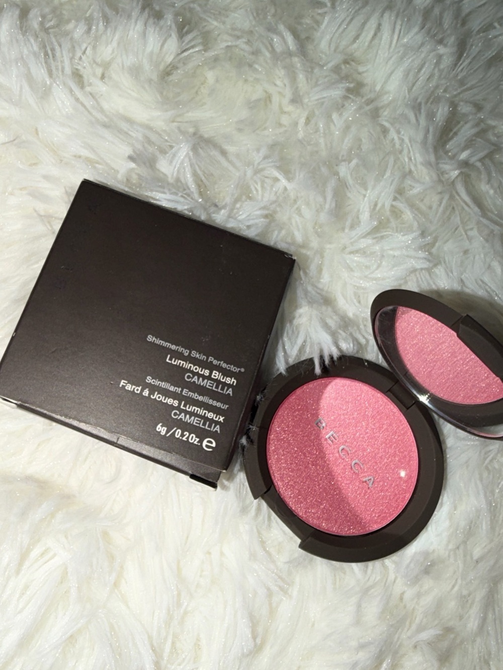 RARE NWB Becca Luminous Blush Camellia